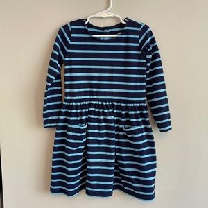Primary “long sleeve perfect pocket dress in stripe”